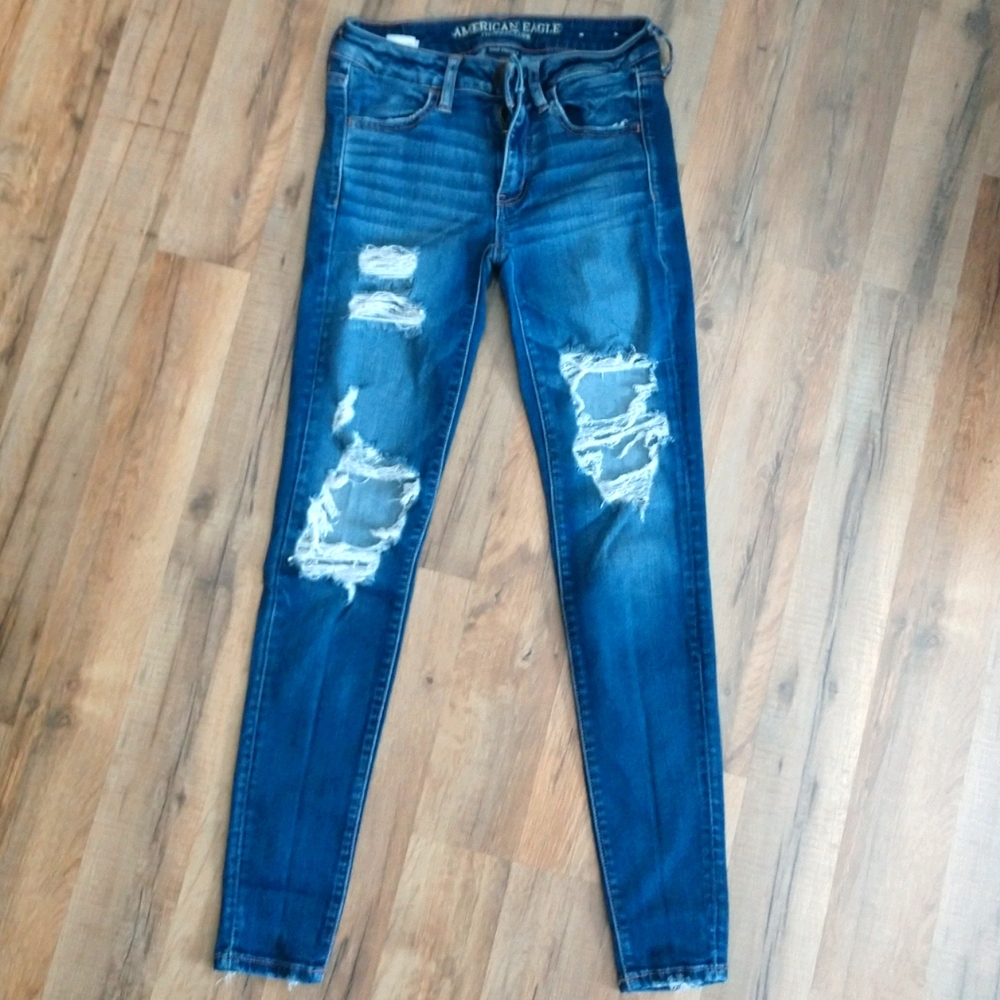 Distressed Skinny Jeans Mid Rise
